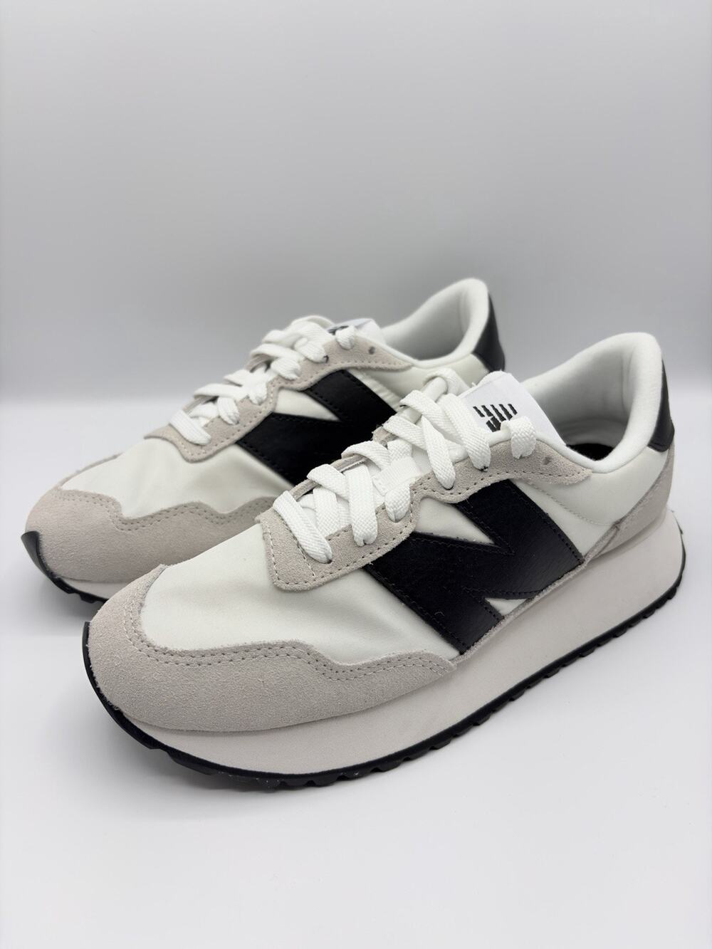 new balance 237 The Intelligent Choice US Size Men 6.5 Women 8 Black Beige NWOB